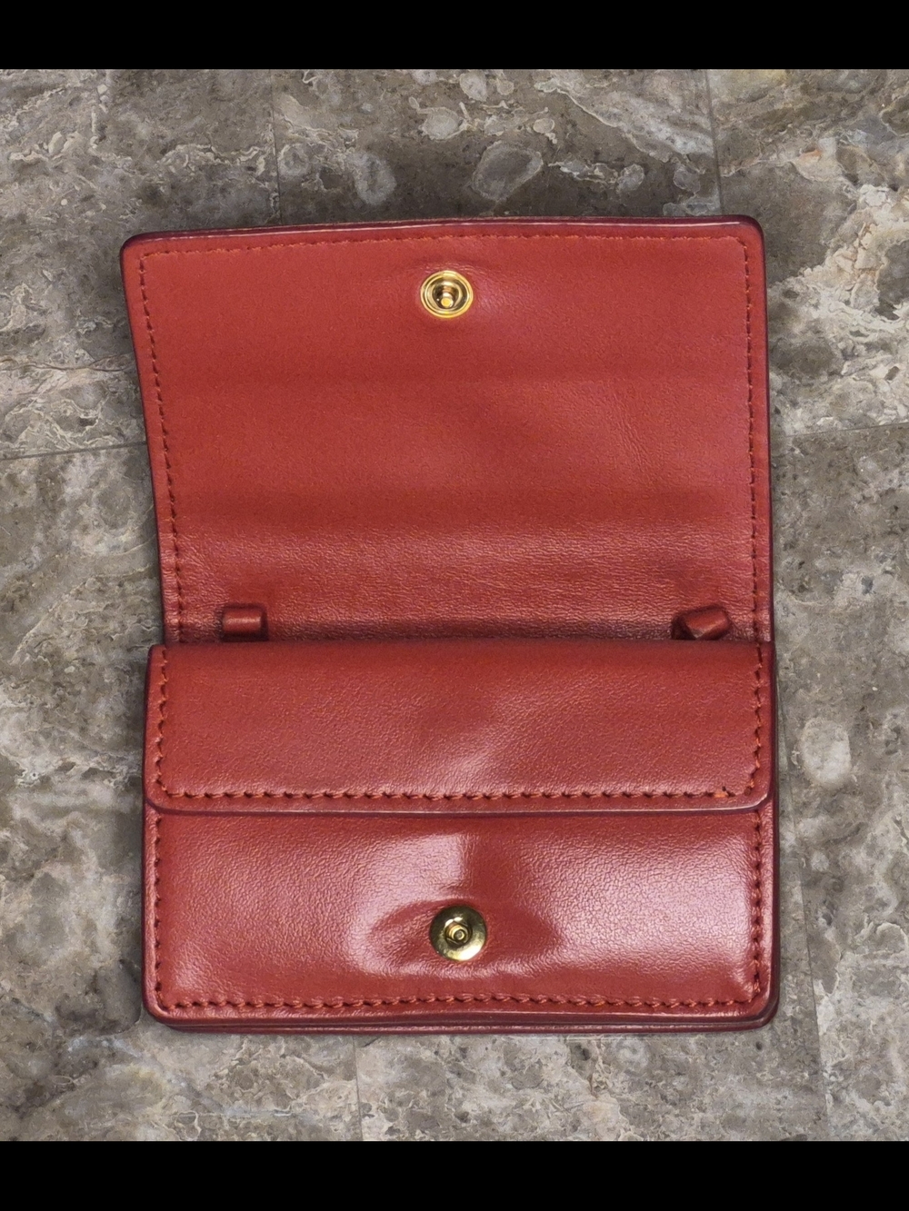 Vintage Red Pebbled Leather Card Case with Gold Logo - Picture 4 of 5